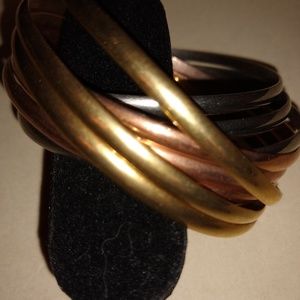Costume tri-color bangles